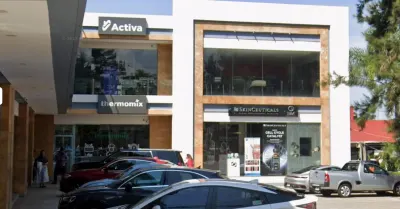 Local en renta Plaza Bukare — foto 1